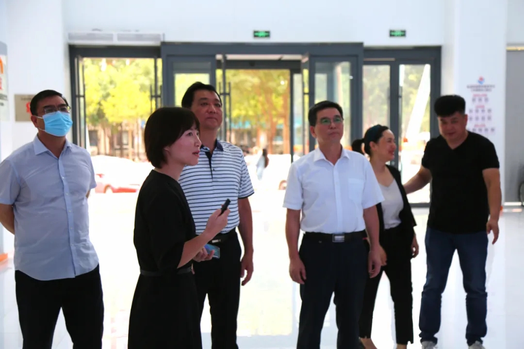 【鑫马要闻】山西省委统战部王瑜到理想创业大厦调研新的社会阶层人士统战工作(图4)